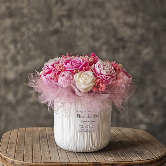 Classic Soy Wax Peony and Rose Bouquet Fleur-de-Bois DULZURA DE SANDÍA